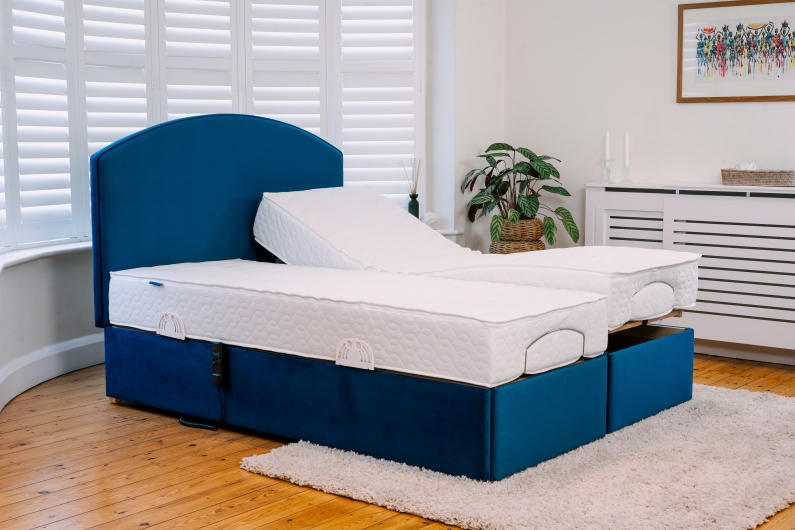 Twin adjustable bed